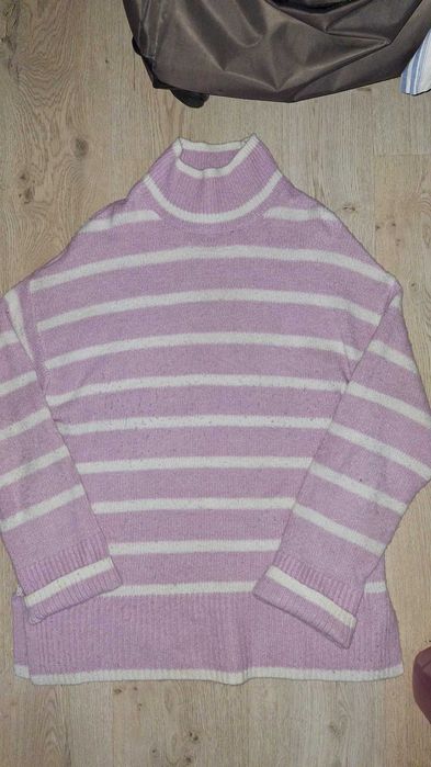 Sweter golf w paski Amisu