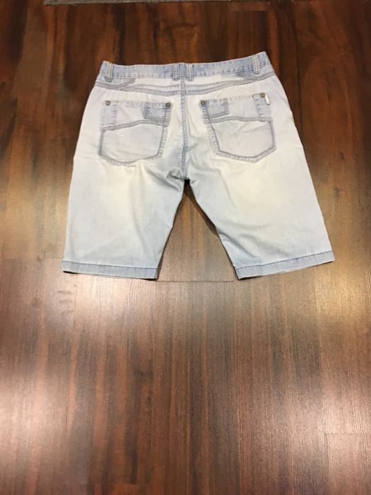 Spodenki jeansowe krótkie rozmiar 38 na 180 cm 100cm w pasie