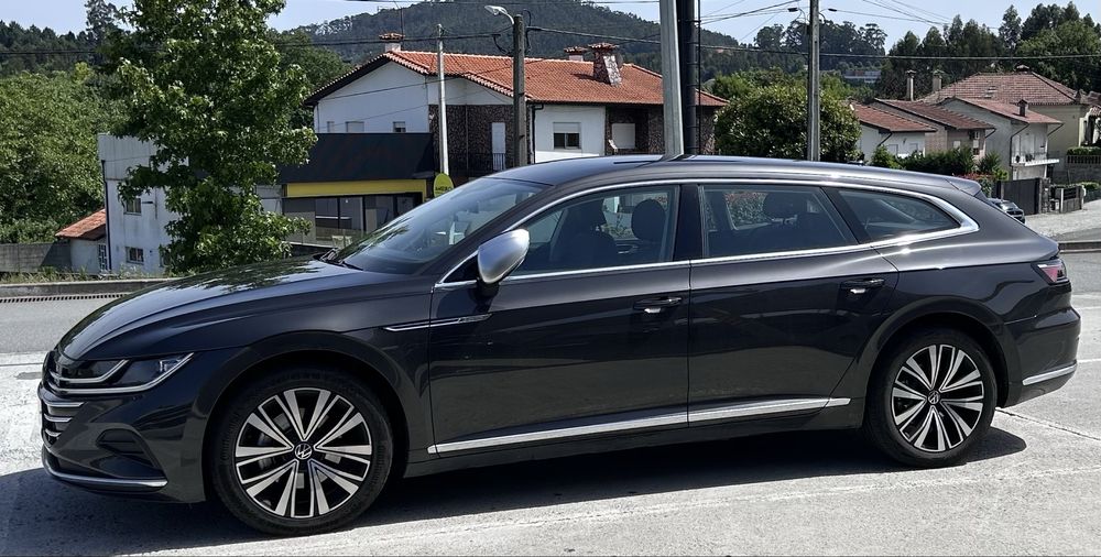 VW Arteon Shooting Brake 1.4 eHybrid Elegance (2023) – Como Nova!