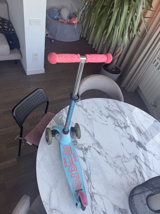 Самокат Micro Mini Deluxe