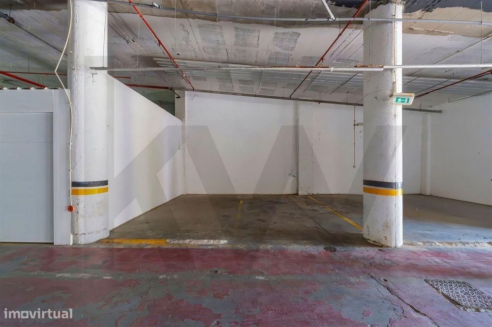Lugar de estacionamento privativo – Aparthotel Paraíso de Albufeira