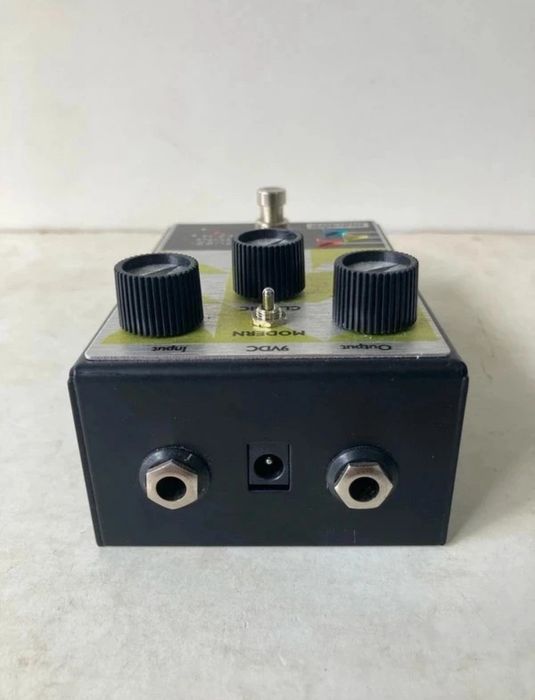 Pedal efeitos guitarra