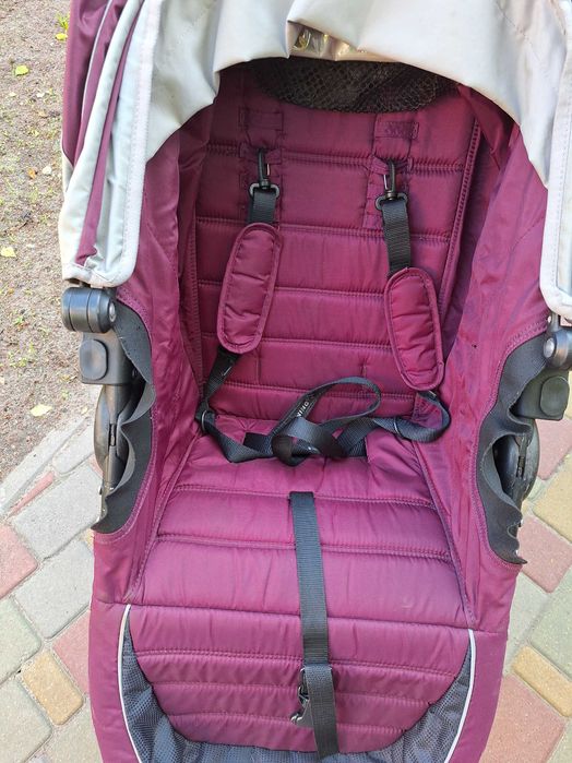 Продам прогулянкову каляску Baby Jogger City Mini