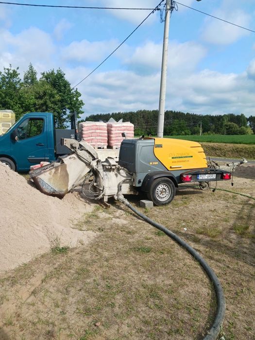 Стяжка підлоги напівсуха машинна бетонна