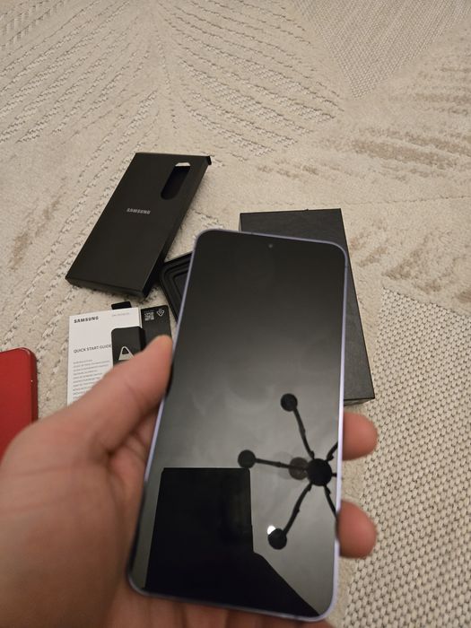 Samsung S24 - 256GB - Cobalt Violet