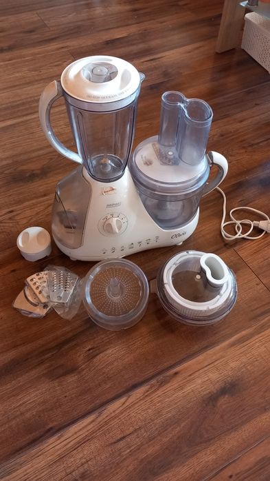 Robot kuchenny Oliwia MPM z blenderem kielichowym