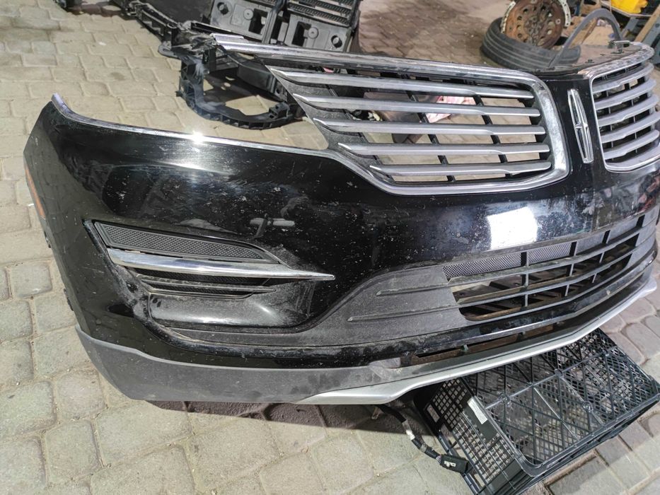 Бампер взборі Lincoln mkc запчастини розборка