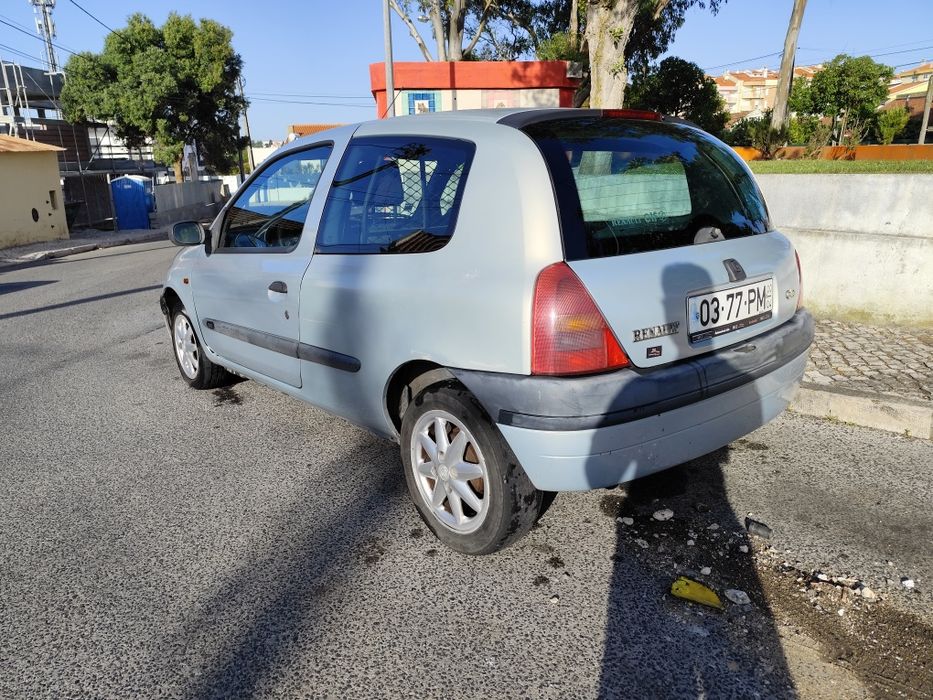 Clio 1.9D comercial junta da cabeça queimada