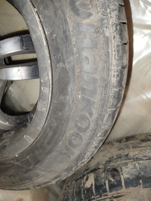Диски з шинами Hankook 175/70/13