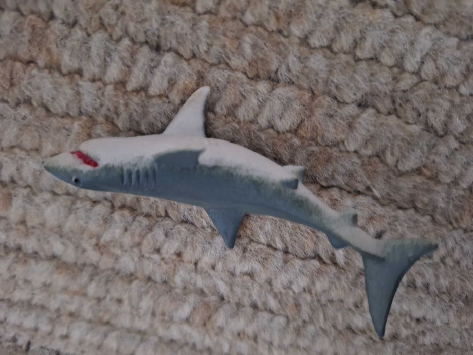 rekin mini; figurka