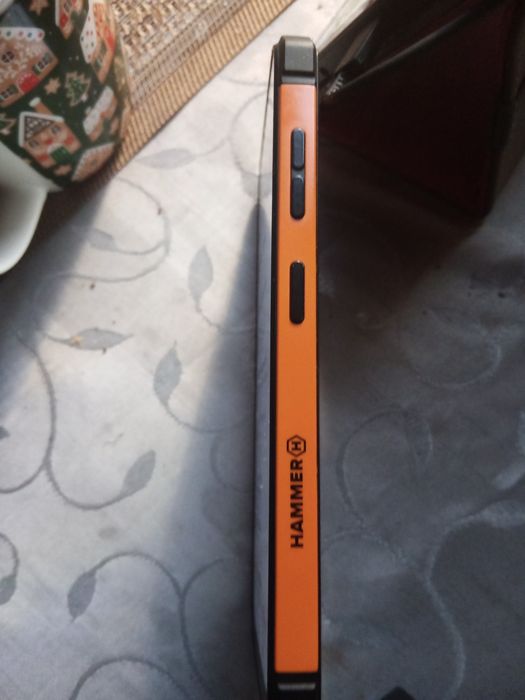 Sprzedam telefon hammer Va