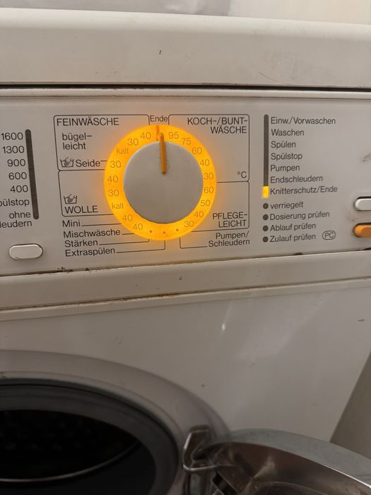 Продам пральну машинку Miele( Німеччина)