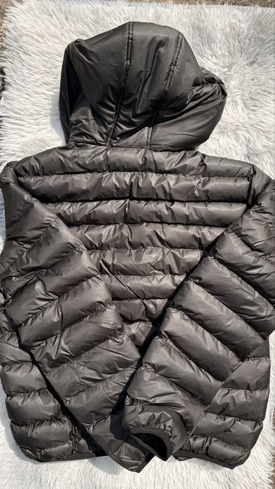 Casaco Fred Perry Preto – Tamanho M – Novo