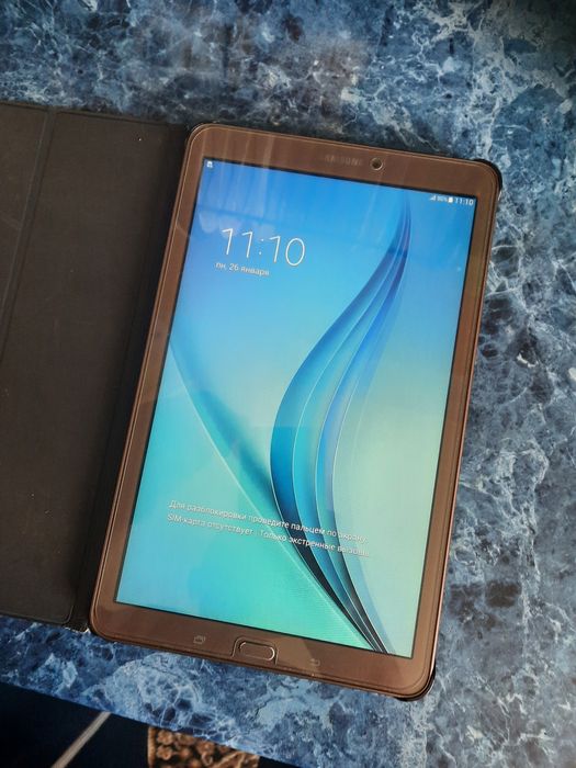 Планшет SAMSUNG  в хорошем состоянии
