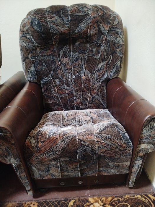 Крісло м'яке офісне 2 штуки