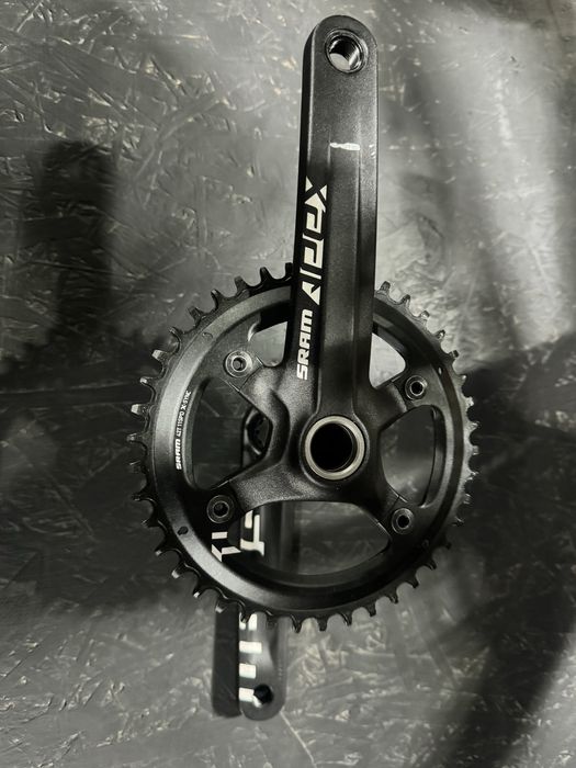 Nowy mechanizm  korbowy  Sram Apex 42T