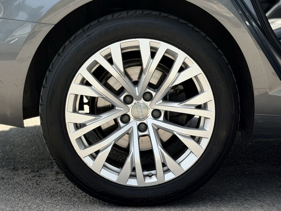Audi A4 2018 VIN WAUZZZF48JA164133 фото оголошення 7 з 24