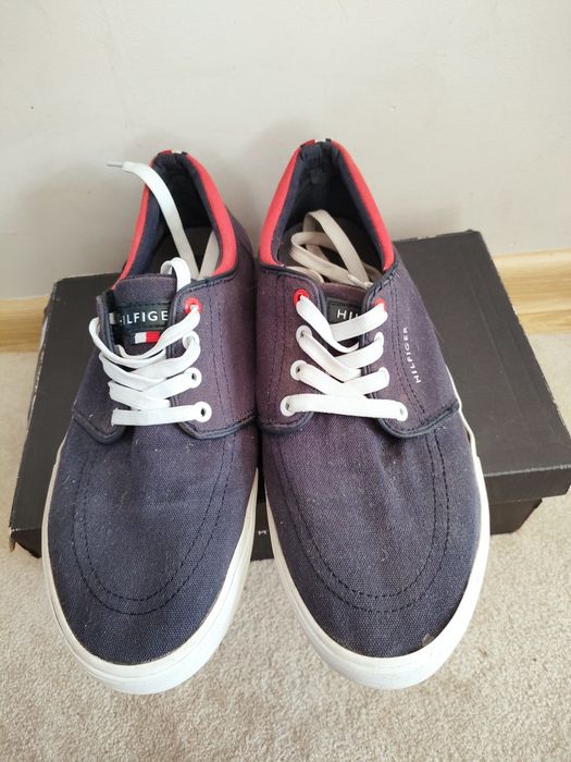 Półbuty,  trampki tenisówki męskie rozm 44 Tommy Hilfiger