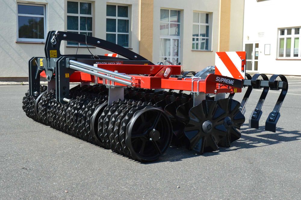 Wał na przedni Tuz Frontpacker Dragon Mega 300 firmy DA Landtechnik