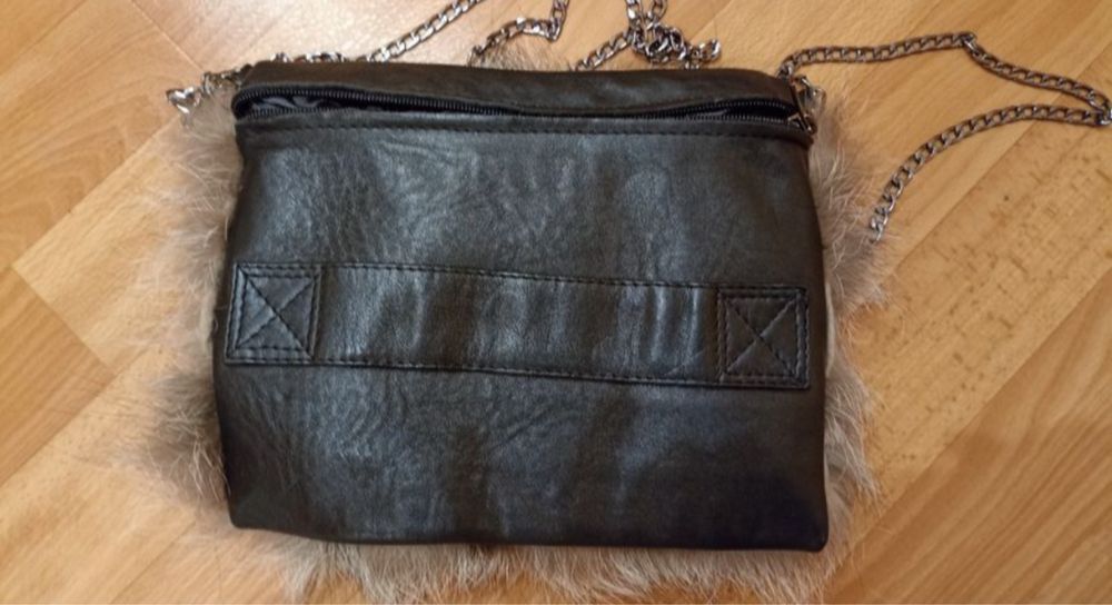 Продам кожаную сумку