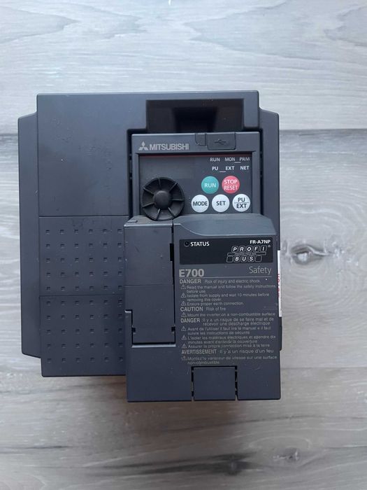 Falownik trójfazowy Mitsubishi