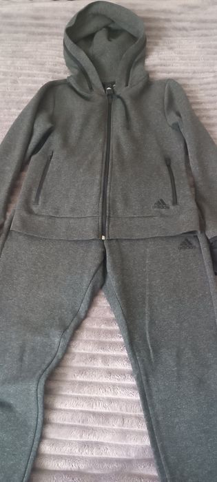 Женский спортивный костюм Адидас