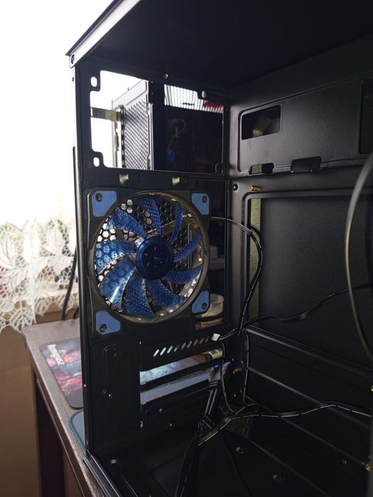 Obudowa Gembird Fornax 960B