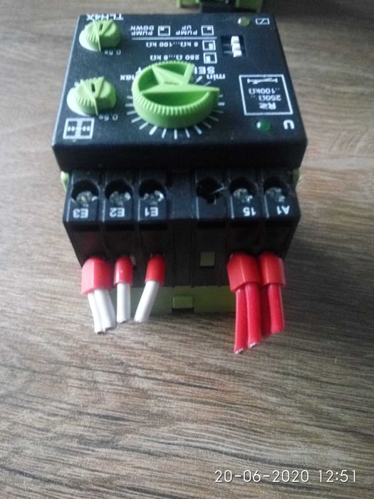 Przekaźnik czasowy tele TLH4X, od 0,5 do 10 s, polecam używany