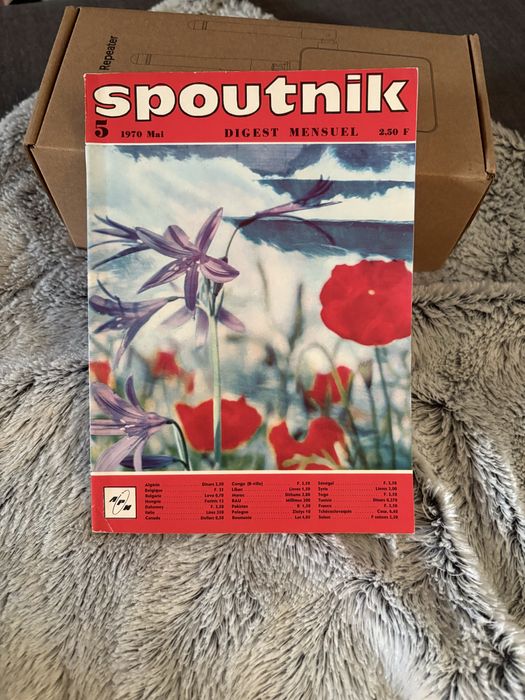 Revista spotinik em frances