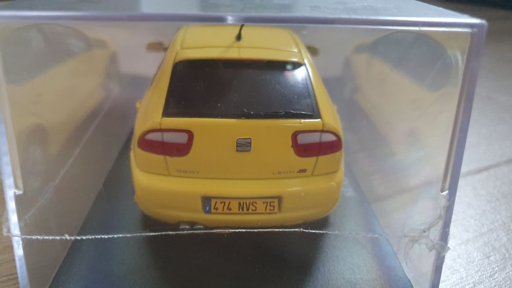 Seat Leon Cupra model zabawka  w skali 1:24
