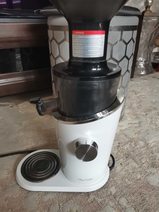 Wyciskarka wolnoobrotowa HUROM H100