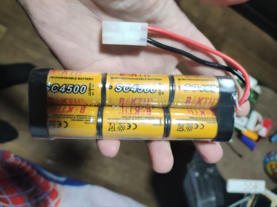 никель-металлгидридный (Ni-MH) АКБ для радиоуправл игрушек