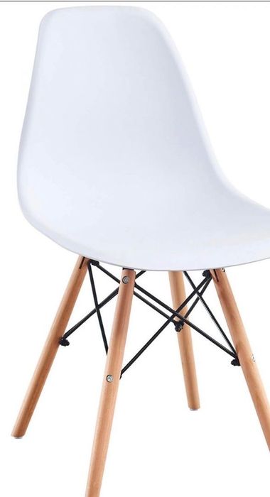 Mesa redonda, mais 2 cadeiras, estilo candinavo