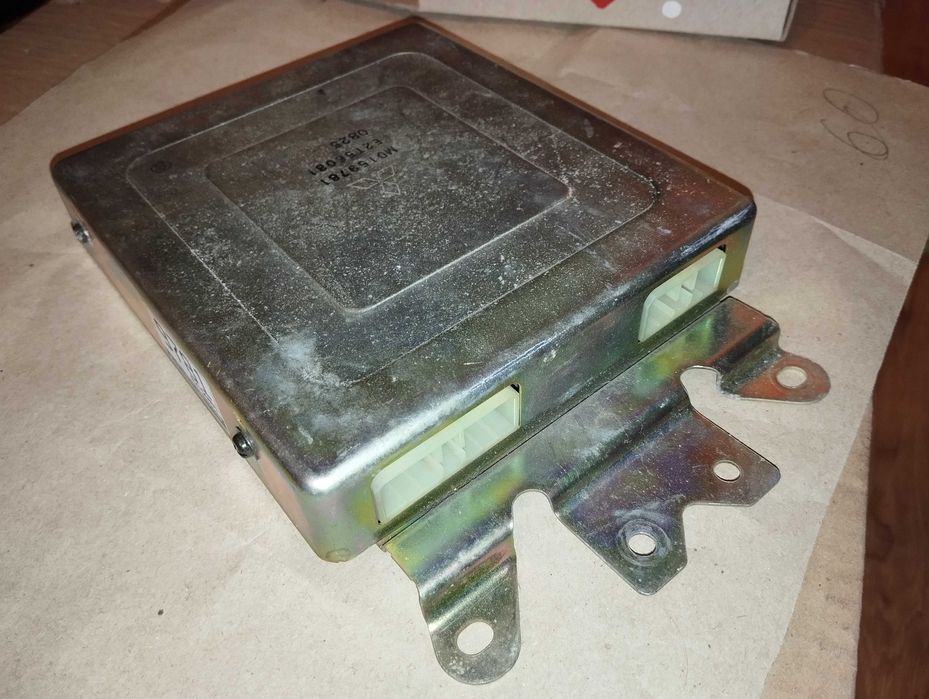 карбюраторы митсубиси кольт лансер, есть два Запаска