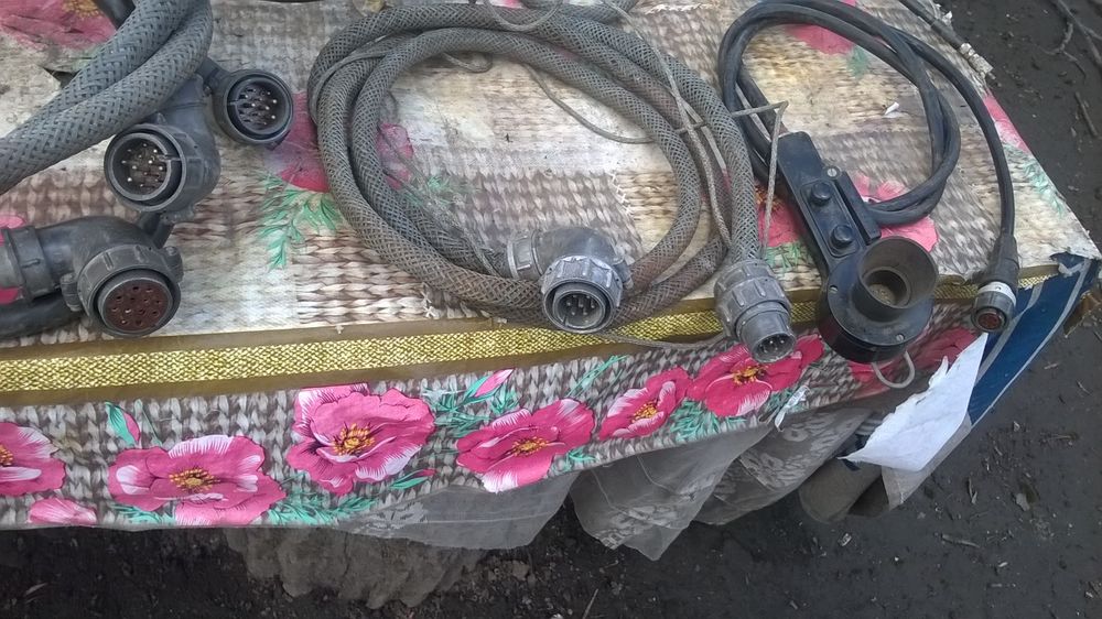 Соединительные провода к радиостанции СССР.
