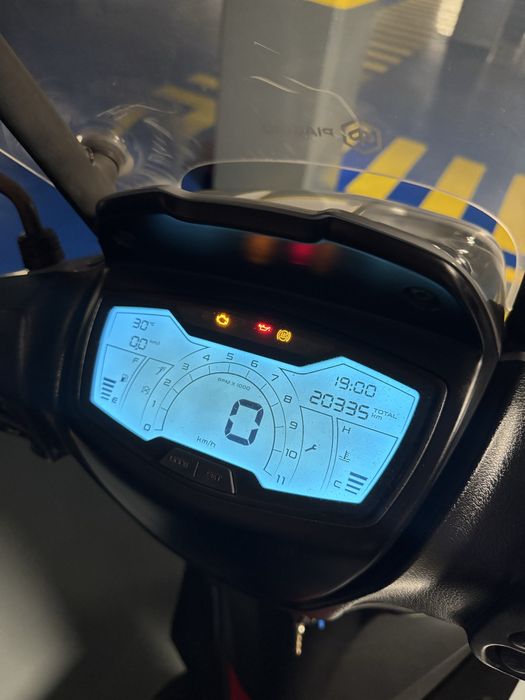 Piaggio Medley 125s