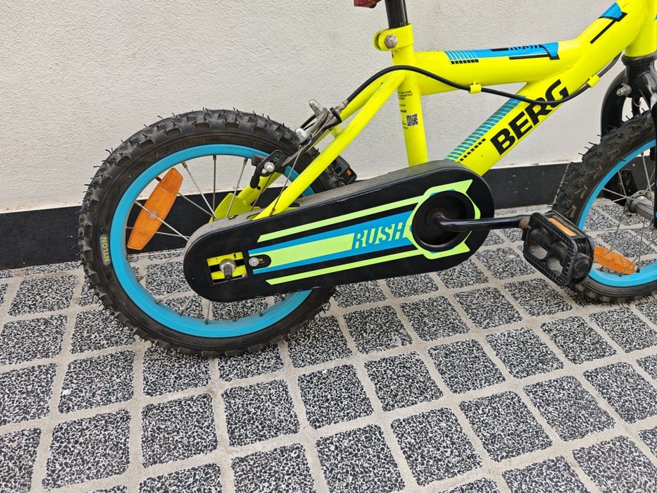 Bicicleta de criança igual a nova