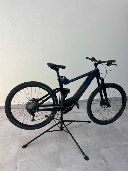 Bicicleta E-bike CUBE Stereo Hybrid 120 HPC Race 500