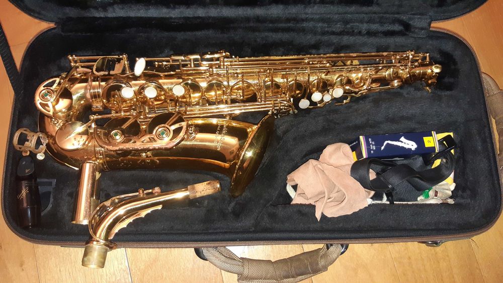 Saxofone: Alto "Arnolds & Sons " AAS - 110 Germany