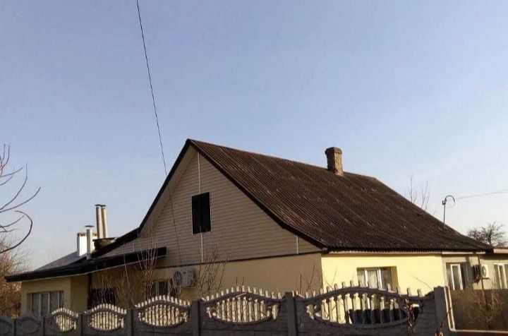 Продам часть дома в районе ул. Карбышева