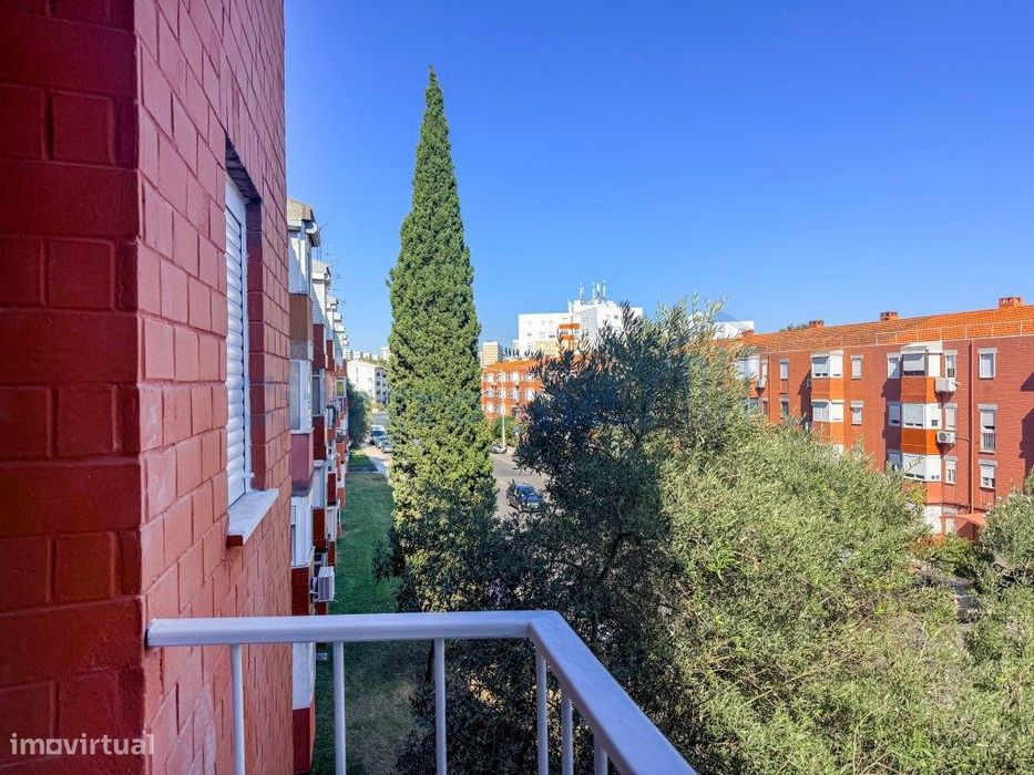 T2 totalmente remodelado e a estrear, com varanda | Olivais, Lisboa