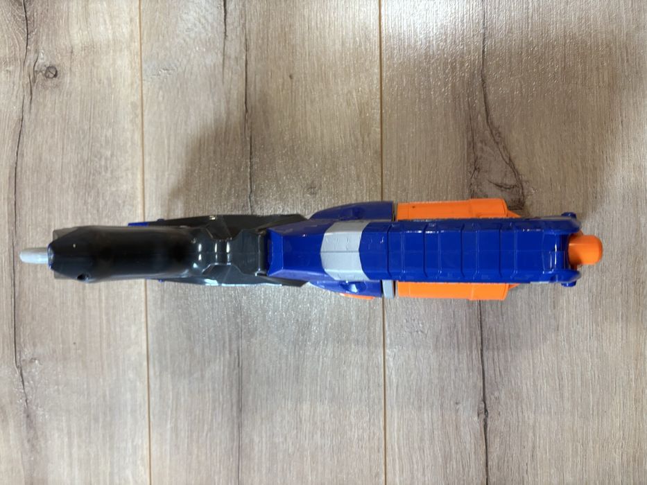 Nerf N-strike Elite Strongarm