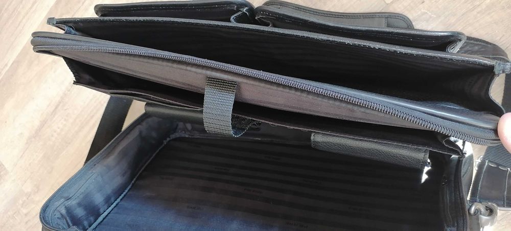 Teczka aktówka listonoszka na ramię Pierre