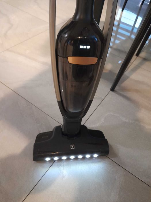 Electrolux Pure Q9 Odkurzacz bezprzewodowy 2w1