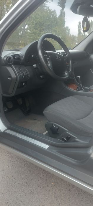 Авто Mercedes benz