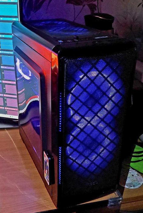 Перший ігровий робочий ПК для дитини, школяра, студента, фрілансера