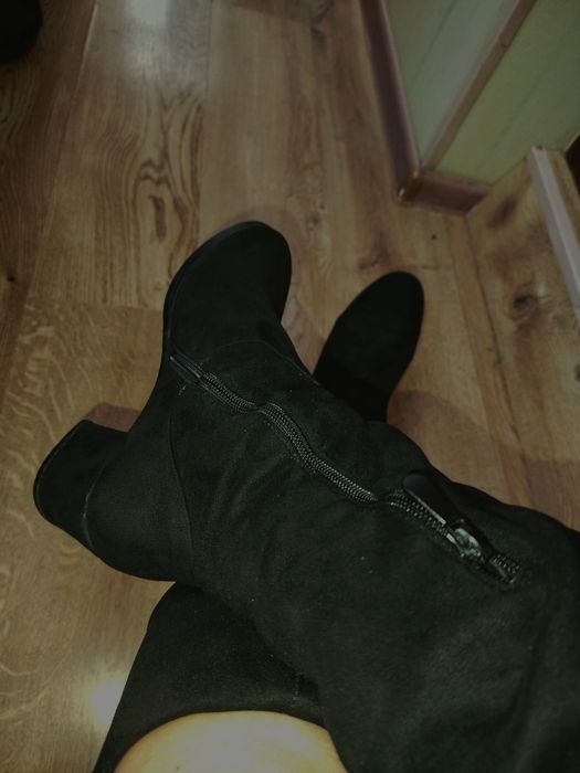 Батфорди сапожки на низькому каблуку, замшові Чоботи 39р, 25,5см.