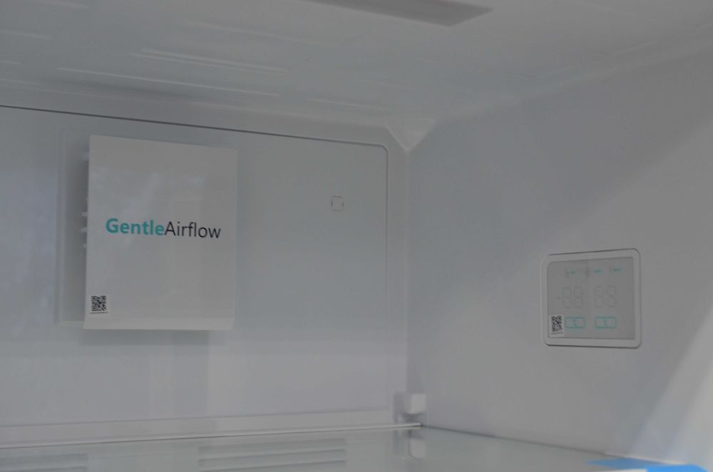 OUTLET -20% - Lodówka Sharp Sj-FBA05DMXBE-EU