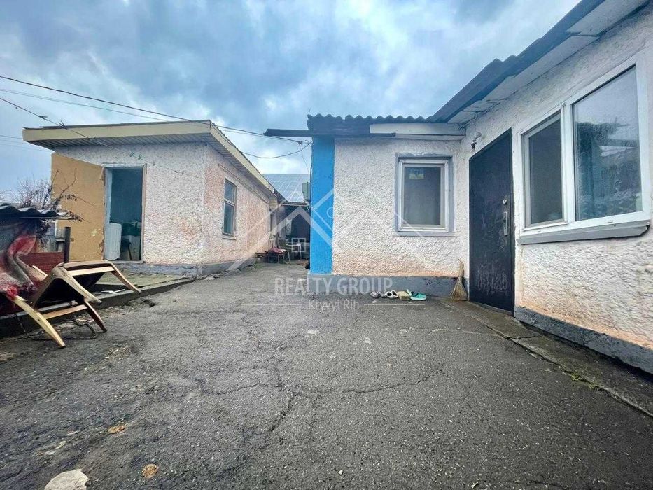 Продаж будинку по вул. Купріна