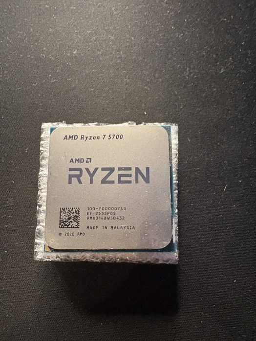 AMD Ryzen 7 5700